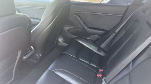 Tesla Model 3  Elektro auto na predaj Košice 