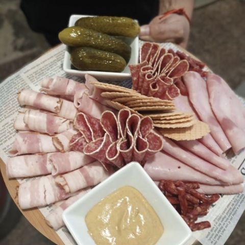 Niečo pod zub Košice jazero