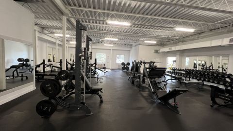 BADDY FITNESS Jazero Využite u nás výhodné zľavy, ktoré Vám poskytujú benefitové karty.